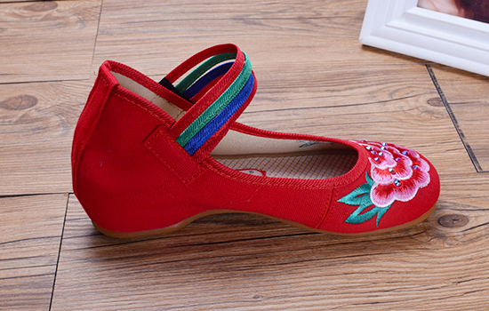 老北京布鞋，京城印象布鞋，128025C红色