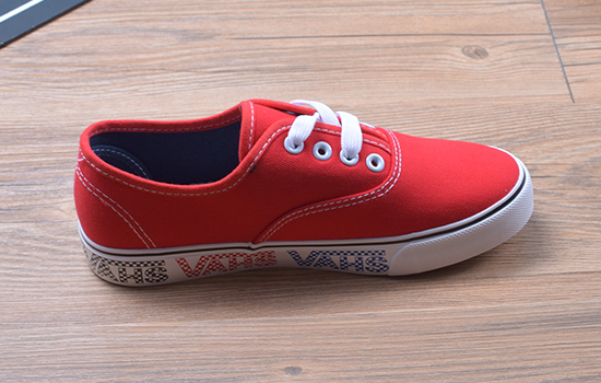 老北京布鞋，京城印象布鞋，46559C红色