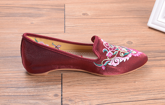 老北京布鞋，京城印象布鞋，01502C酒红