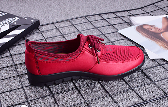 老北京布鞋，京城印象布鞋， 09217C红色